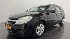 Zwart, metallic lak Gebruikt 2007 Opel Astra Business Stationwagen | € 1.750 (Eerlijke prijs)