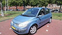 Gebruikt 2005 Renault Scénic II Dynamique MPV | € 944 (Super prijs)