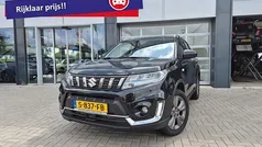 Gebruikt 2023 Suzuki Vitara SUV | € 24.750 (Eerlijke prijs)