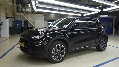 Occasion 2025 Fiat 600 La Prima SUV | € 28.895 (Eerlijke prijs)