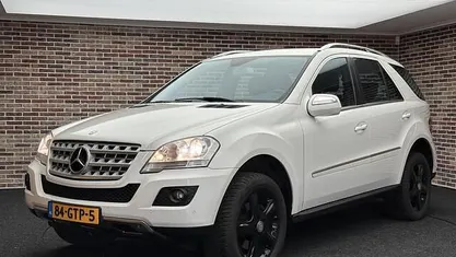 Wit Occasion 2008 Mercedes 350 SUV | € 14.999 (Super prijs)