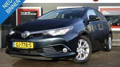 Grijs Gebruikt 2015 Toyota Auris Hatchback | € 12.400 (Eerlijke prijs)