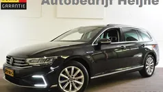 Zwart Gebruikt 2020 VW Passat Business Stationwagen | € 23.745 (Eerlijke prijs)
