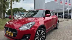 Rood Gebruikt 2020 Suzuki Swift Hatchback | € 15.995 (Eerlijke prijs)