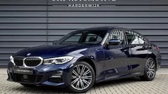 Gebruikt 2020 BMW 330 Executive Sedan | € 35.900 (Eerlijke prijs)