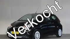 Gebruikt 2019 Toyota Aygo Play Hatchback | € 10.650 (Eerlijke prijs)