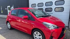 Rood Gebruikt 2020 Toyota Yaris Active Hatchback | € 16.150 (Eerlijke prijs)