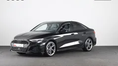 Zwart Gebruikt 2024 Audi A3 S-Line Sedan | € 35.949 (Eerlijke prijs)