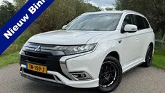 Wit Gebruikt 2018 Mitsubishi Outlander Intense+ SUV | € 17.885 (Eerlijke prijs)