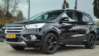 Zwart Gebruikt 2020 Ford Kuga Titanium SUV | € 18.700 (Super prijs)