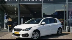 Wit Gebruikt 2018 Peugeot 308 Allure Hatchback | € 11.440 (Eerlijke prijs)
