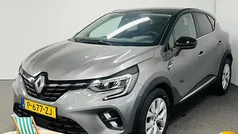 Twotone gris cassiopée / noir Gebruikt 2022 Renault Captur Intens SUV | € 19.935 (Eerlijke prijs)