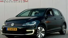 Zwart Gebruikt 2017 VW e-Golf Hatchback | € 9.950 (Eerlijke prijs)
