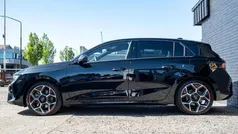 Zwart Gebruikt 2022 Opel Astra GS Line Hatchback | € 24.950 (Goede deal)