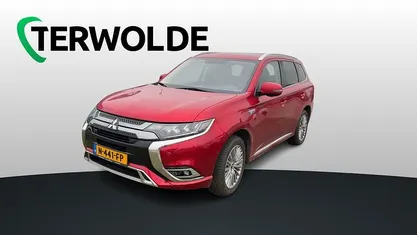 Gebruikt 2021 Mitsubishi Outlander P-HEV Intense+ SUV | € 26.840 (Eerlijke prijs)