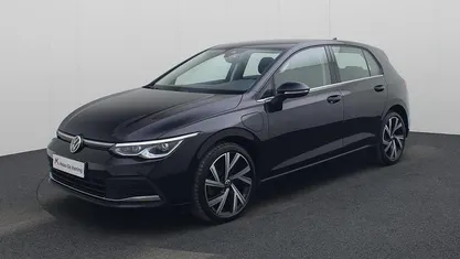 Occasion 2022 VW Golf VIII Style Hatchback | € 24.340 (Goede deal)