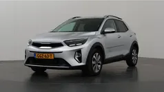 Grijs Gebruikt 2024 Kia Stonic SUV | € 26.835 (Eerlijke prijs)
