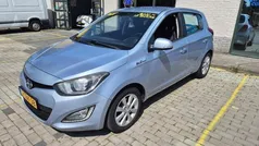 Blauw Gebruikt 2014 Hyundai i20 Hatchback | € 6.450 (Eerlijke prijs)