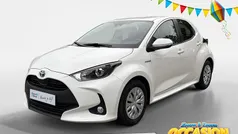 (040) Gebruikt 2021 Toyota Yaris Hybrid Comfort Hatchback | € 17.945 (Eerlijke prijs)