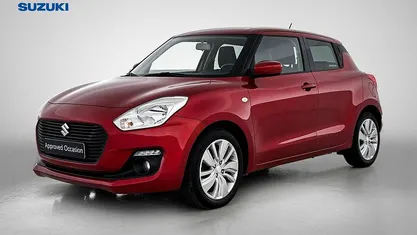 Rood metallic Occasion 2020 Suzuki Swift Hatchback | € 14.950 (Eerlijke prijs)