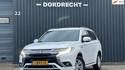 Gebruikt 2020 Mitsubishi Outlander SUV | € 17.745 (Goede deal)