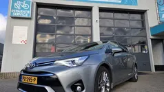 Grijs Gebruikt 2017 Toyota Avensis Executive Sedan | € 16.950 (Eerlijke prijs)