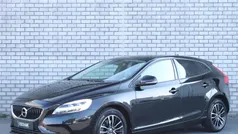 Zwart Gebruikt 2018 Volvo V40 Stationwagen | € 17.740 (Goede deal)