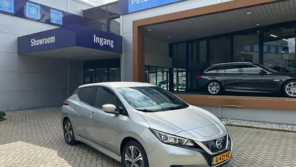 Grijs Gebruikt 2019 Nissan Leaf Tekna Hatchback | € 11.990 (Goede deal)