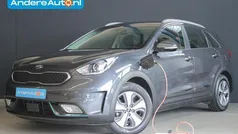 Grijs Gebruikt 2019 Kia Niro SUV | € 21.995 (Eerlijke prijs)