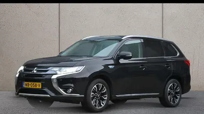 Occasion 2016 Mitsubishi Outlander SUV | € 16.445 (Eerlijke prijs)