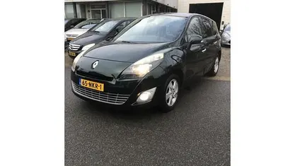 Occasion 2010 Renault Grand Scénic III Dynamique MPV | € 1.795 (Goede deal)