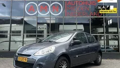 Grijs Gebruikt 2010 Renault Clio II Hatchback | € 2.950 (Eerlijke prijs)