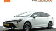 Wit metallic Gebruikt 2020 Toyota Corolla Business Edition Stationwagen | € 16.900 (Eerlijke prijs)