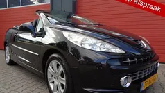 Zwart Gebruikt 2007 Peugeot 207 CC Cabriolet | € 3.450 (Eerlijke prijs)