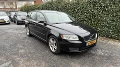 Zwart Gebruikt 2010 Volvo V50 Stationwagen | € 4.945 (Eerlijke prijs)