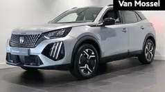 Grijs Gebruikt 2024 Peugeot e-2008 Active SUV | € 28.440 (Eerlijke prijs)