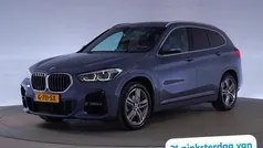 Grijs, metallic lak Gebruikt 2019 BMW X1 Executive SUV | € 26.845 (Eerlijke prijs)