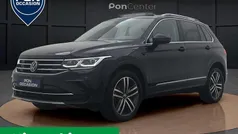 Zwart Gebruikt 2022 VW Tiguan Elegance SUV | € 33.950 (Eerlijke prijs)