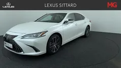Wit Gebruikt 2023 Lexus ES300H Business Edition Sedan | € 46.900 (Super prijs)
