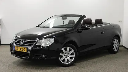 Zwart Occasion 2009 VW Eos Highline Cabriolet | € 3.450 (Goede deal)