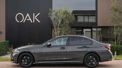 Occasion 2020 BMW 330 M Sport Sedan | € 31.700 (Eerlijke prijs)