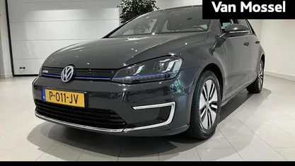 Grijs Occasion 2016 VW e-Golf S Hatchback | € 10.400 (Eerlijke prijs)