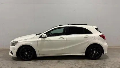 Wit, metallic lak Gebruikt 2016 Mercedes A180 AMG Hatchback | € 10.450 (Super prijs)