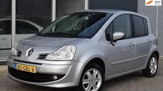 Grijs Gebruikt 2008 Renault Modus Dynamique MPV | € 1.499 (Eerlijke prijs)