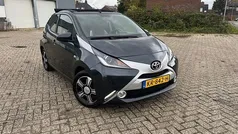 Gebruikt 2016 Toyota Aygo X-clusiv Hatchback | € 7.950 (Eerlijke prijs)