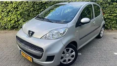 Grijs Gebruikt 2010 Peugeot 107 Hatchback | € 3.250 (Eerlijke prijs)