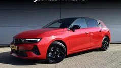 Rood Gebruikt 2022 Opel Astra GS Line Hatchback | € 26.945 (Eerlijke prijs)