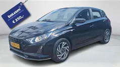 Zwart Gebruikt 2024 Hyundai i20 Comfort Hatchback | € 21.840 (Eerlijke prijs)