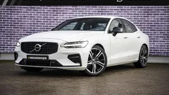 Gebruikt 2021 Volvo S60 R-Design Sedan | € 28.899 (Eerlijke prijs)
