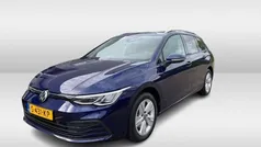 Gebruikt 2023 VW Golf VIII Life Stationwagen | € 25.750 (Eerlijke prijs)